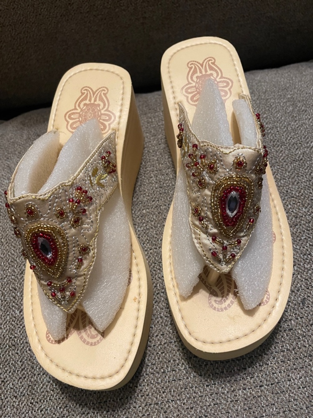 DANIELLY Ivory Wedge Thong Sandals with Red Bead Accents